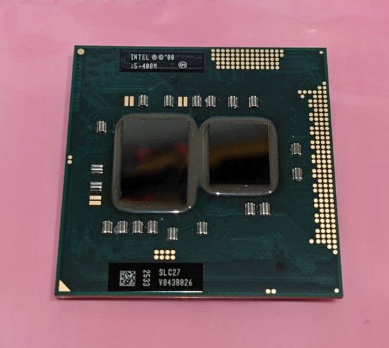 Intel Core i5-480M, Socket G1 (rPGA988A), SLC27, CP80617005487AC, 3MB Cache, 2.66 GHz up to 2.93 GHz SKLADEM