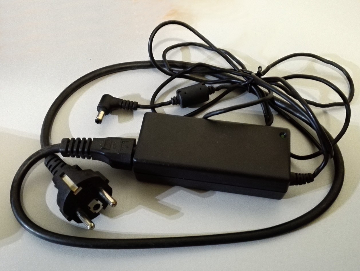 Originál Asus 19V 3.42A AC Adapter SADP-65KB B