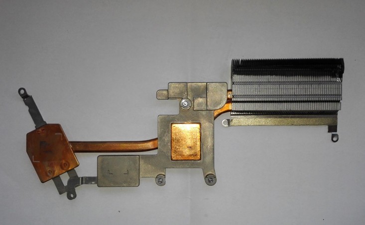 Fujitsu Amilo Pi 3540 CPU Heatsink 40GF50040-40