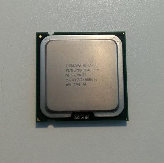 Intel® Pentium E5400 2M Cache, 2.70 GHz, 800 MHz FSB, SLB9V, BX80571E5400 SKLADEM