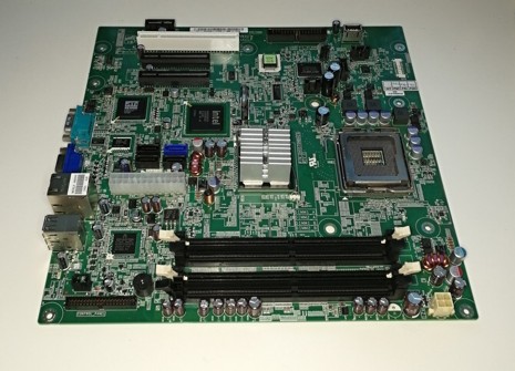 DELL PowerEdge T100 motherboard DA0S70MB6E0 rev: E,  CN-00V3W9-71703 SKLADEM