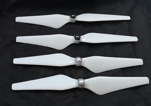 Original DJI Phantom 3 9450 Self-tightening Propellers CP.PT.000195