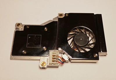 IBM ThinkPad T20 CPU Heatsink  fan MCF-6332H05  Bracket 26P9317 26P9254, 5V 0.2A SKLADEM