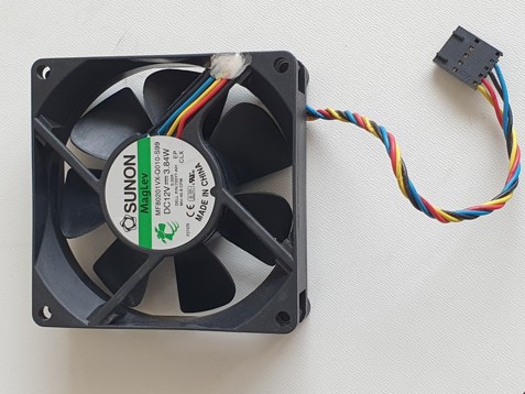SUNON MF80201VX-Q010-S99 DC12V, 3.84W, 725Y7-A01 4wire 5pin SKLADEM