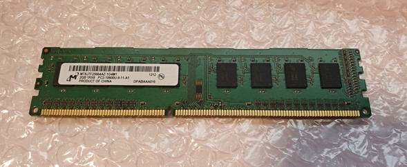 Micron 2GB MT8JTF25664AZ-1G4M1 240Pin DIMM DDR3, 1.5V, 1Rx8, non-ECC, CL9, PC3-10600, 1333MHz 