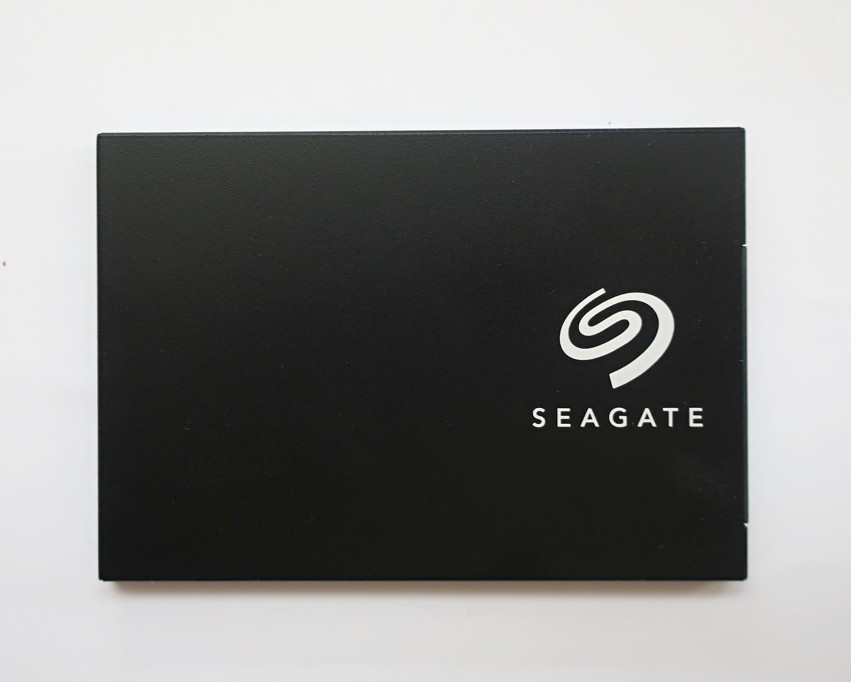 Seagate BarraCuda 250 GBSSD ZA250CM10002 SATA III 6Gb/s SKLADEM.