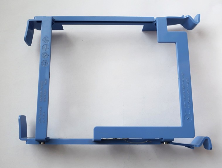 Dell GJ617 HDD CADDY FR2000-500197, C6200-BL6025 SKLADEM